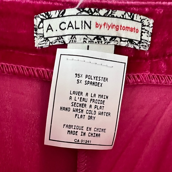 Velvet pants perfect for the upcoming holiday season! Never worn w/ tags. - Picture 4 of 7